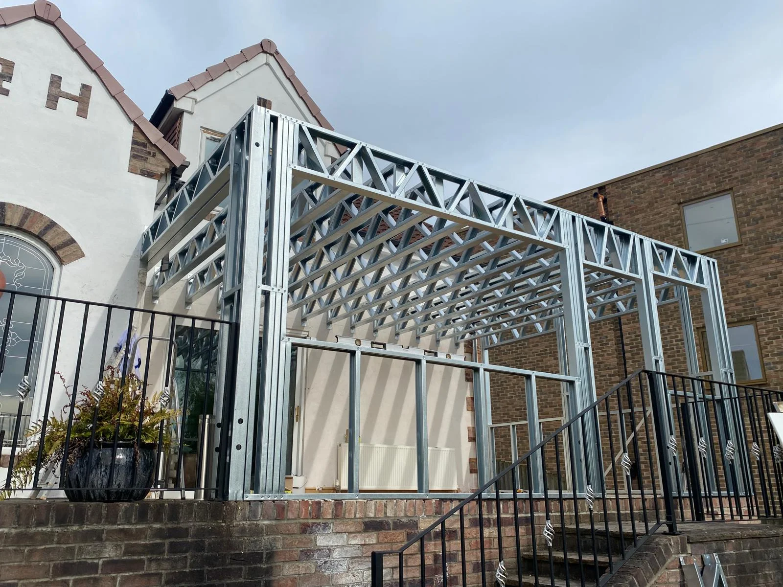 Steel Frame Buildings - Meckahno Homes