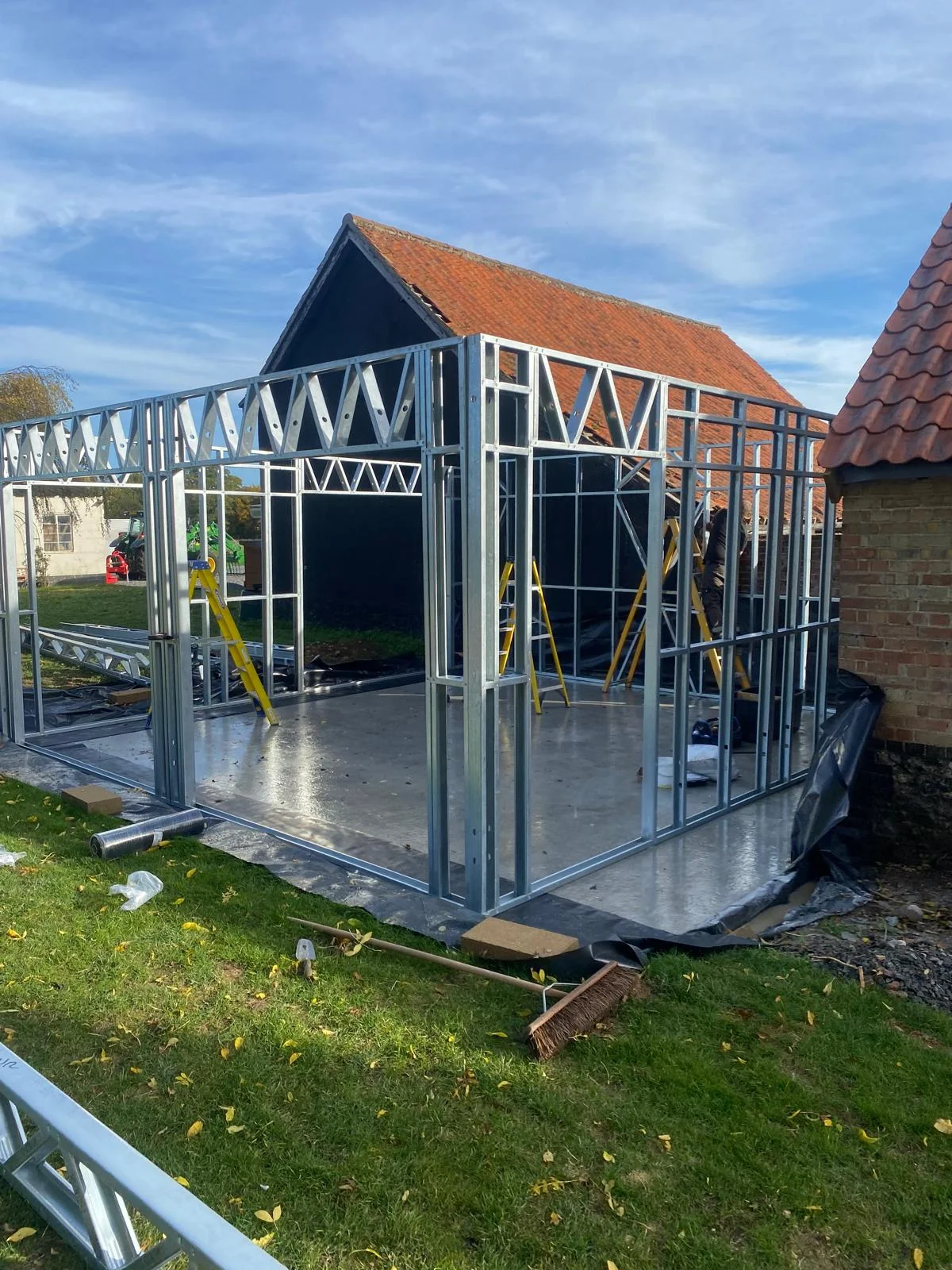 Steel Frame Buildings - Meckahno Homes