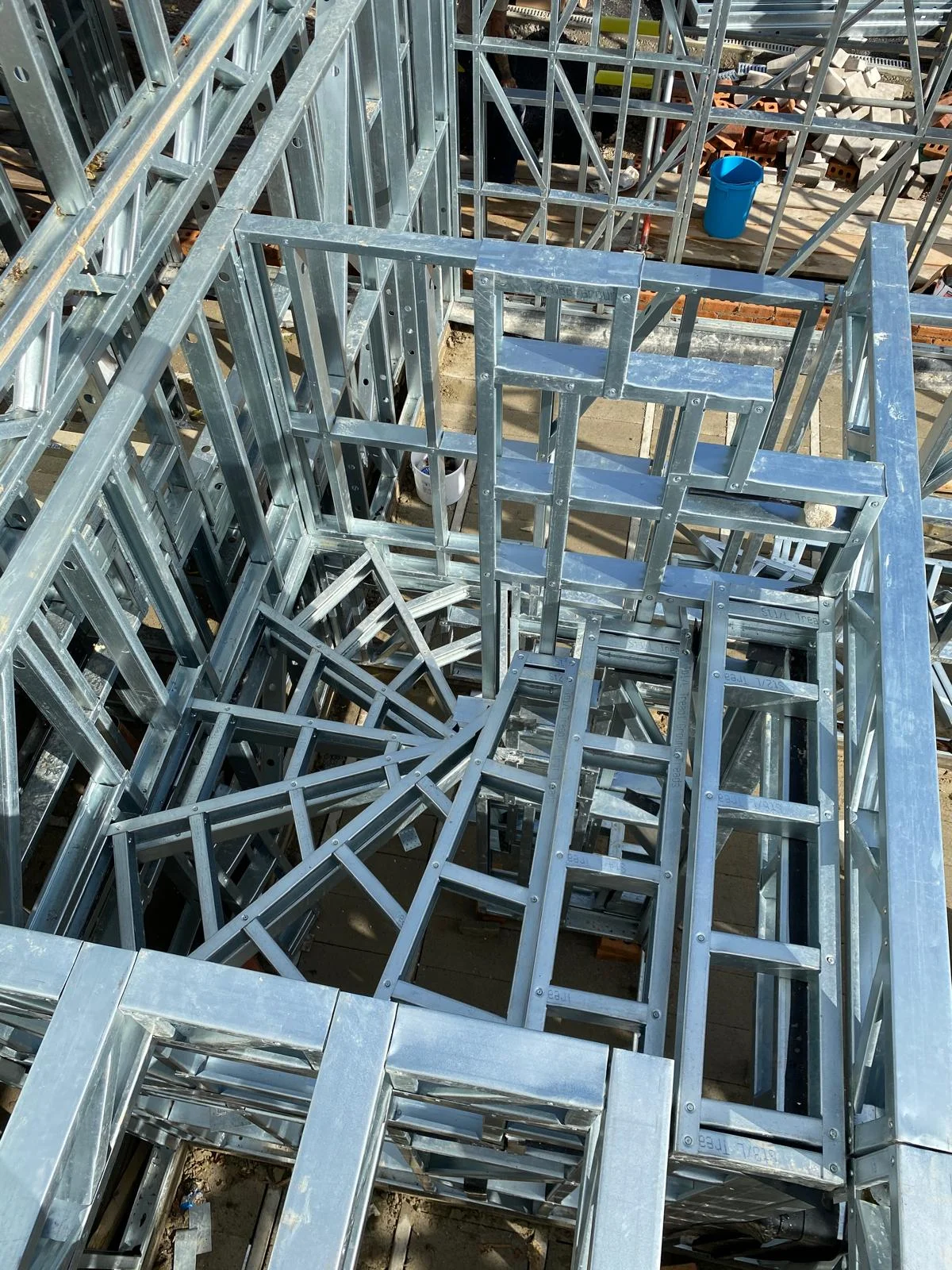 Steel Frame Buildings - Meckahno Homes